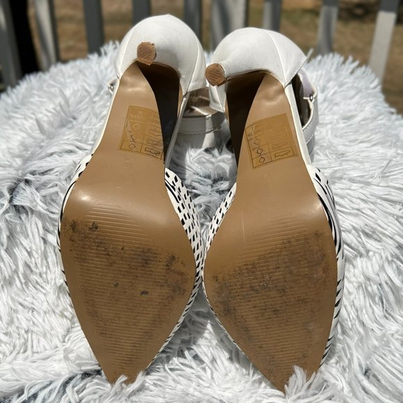 Pointy Toe Stiletto - Picture 8 of 8